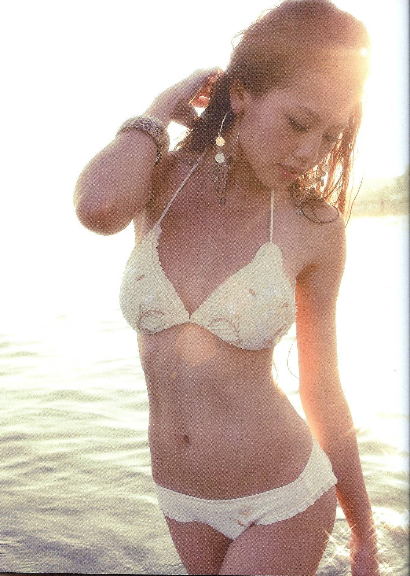 [唯美写真] 长谷川优美 Hasegawa Yumi《Les Vacances dAmour》